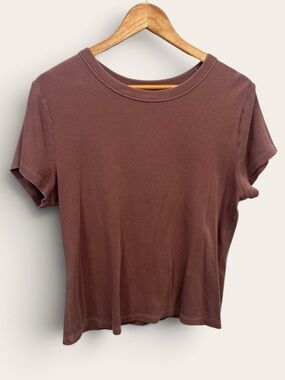 Classic Crewneck Short Sleeve Top - Mauve